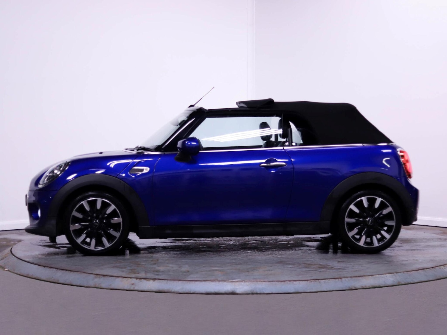 Used MINI Convertible 2020 for sale - 77509802: Photo 8