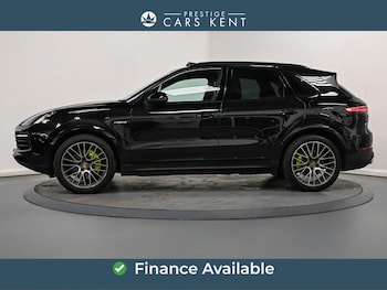 Used Porsche Cayenne 2021 for sale - 79115988: Photo