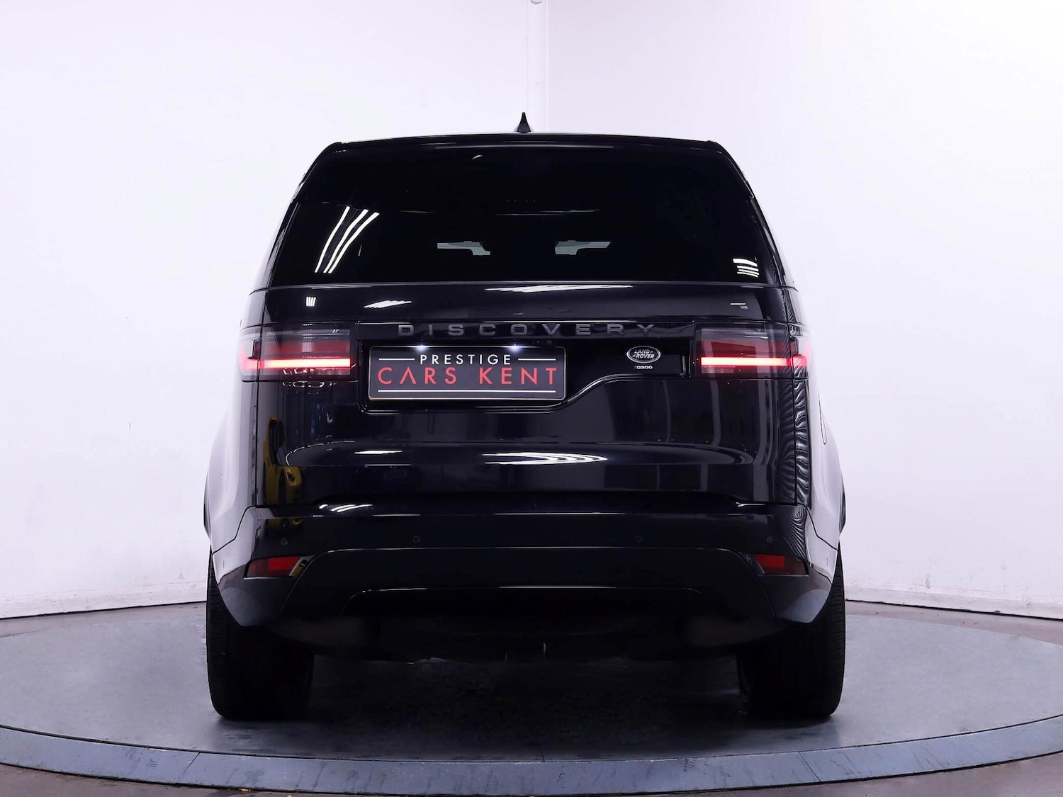 Used Land Rover Discovery 2021 for sale - 76337076: Photo 11