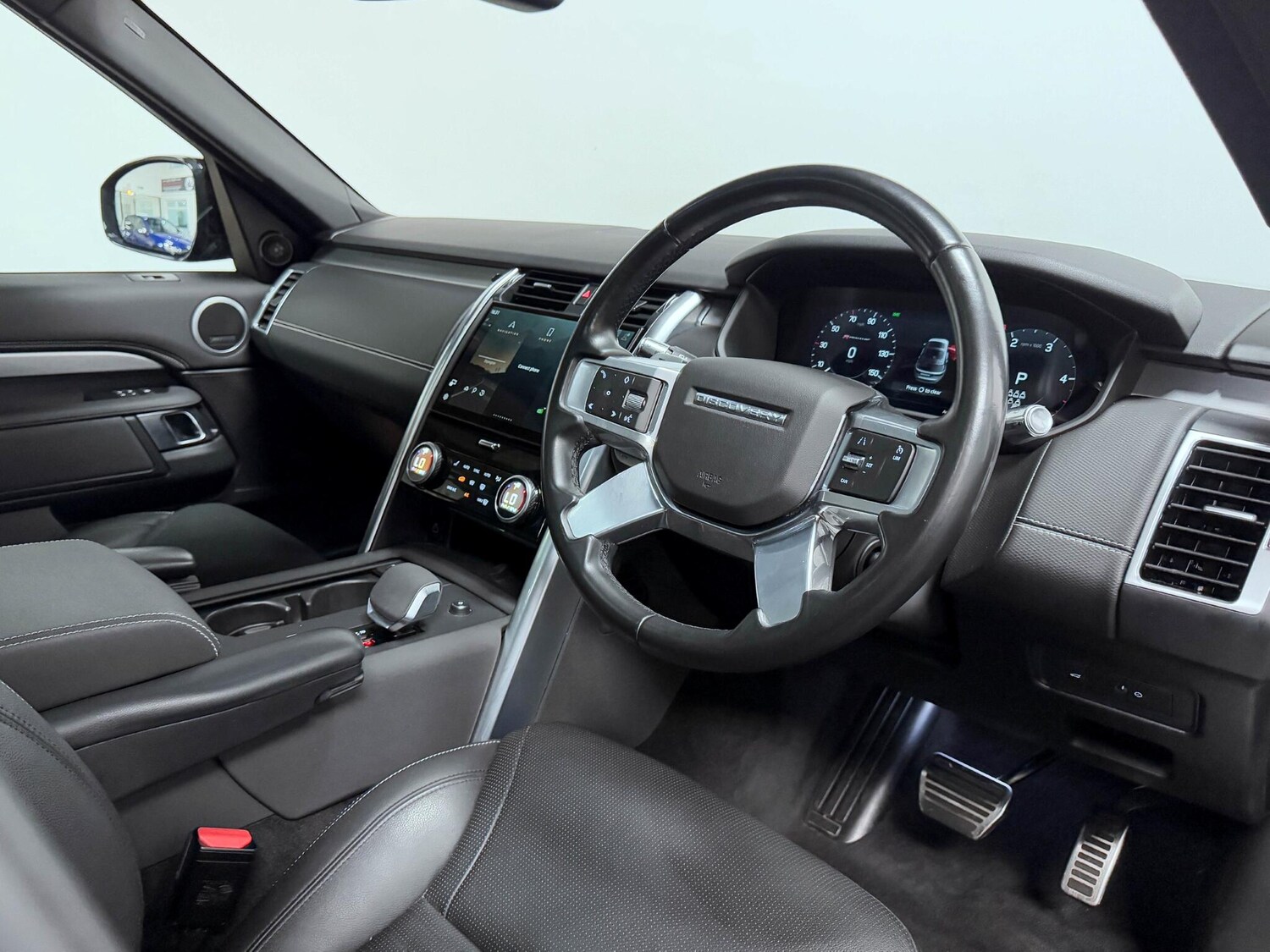 Used Land Rover Discovery 2021 for sale - 76337076: Photo 23