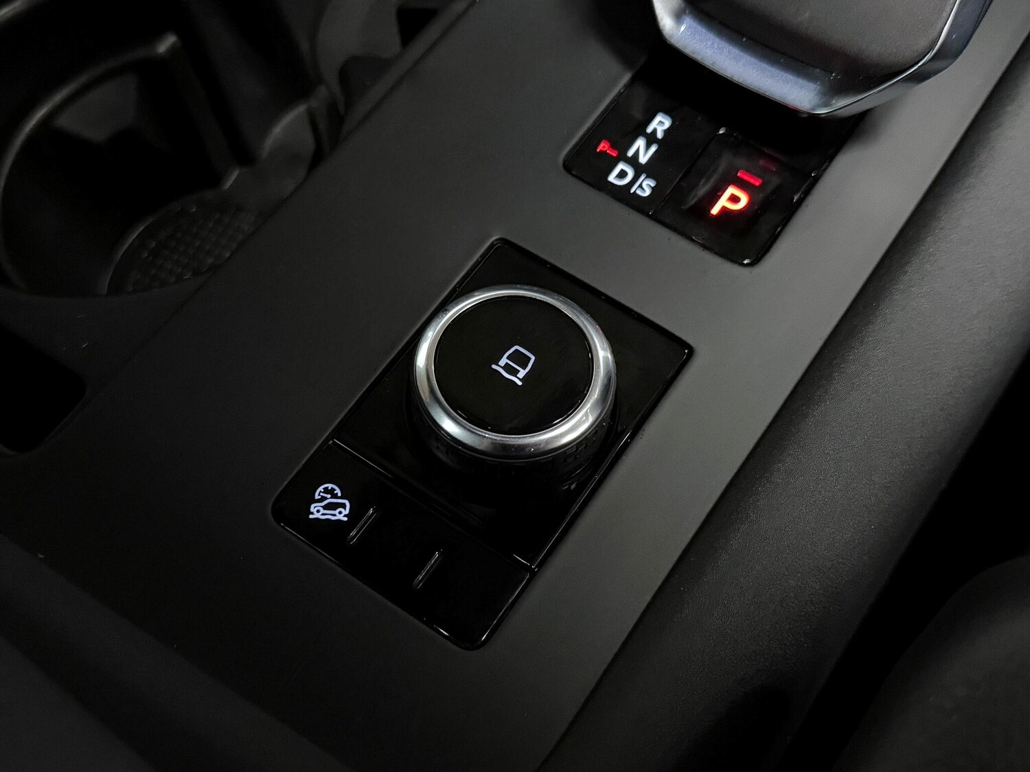 Used Land Rover Discovery 2021 for sale - 76337076: Photo 36