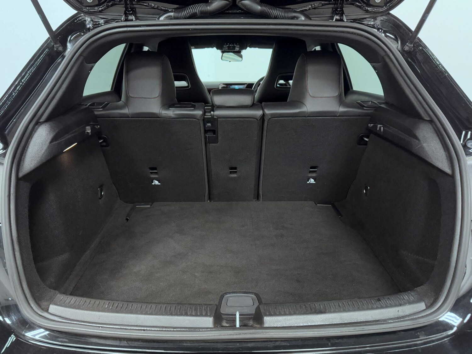 Used Mercedes-Benz A-Class 2021 for sale - 76388358: Photo 12