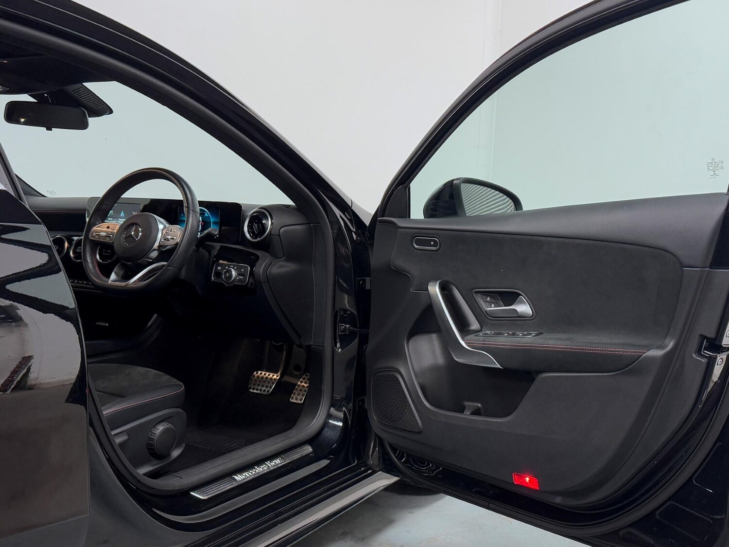 Used Mercedes-Benz A-Class 2021 for sale - 76388358: Photo 13