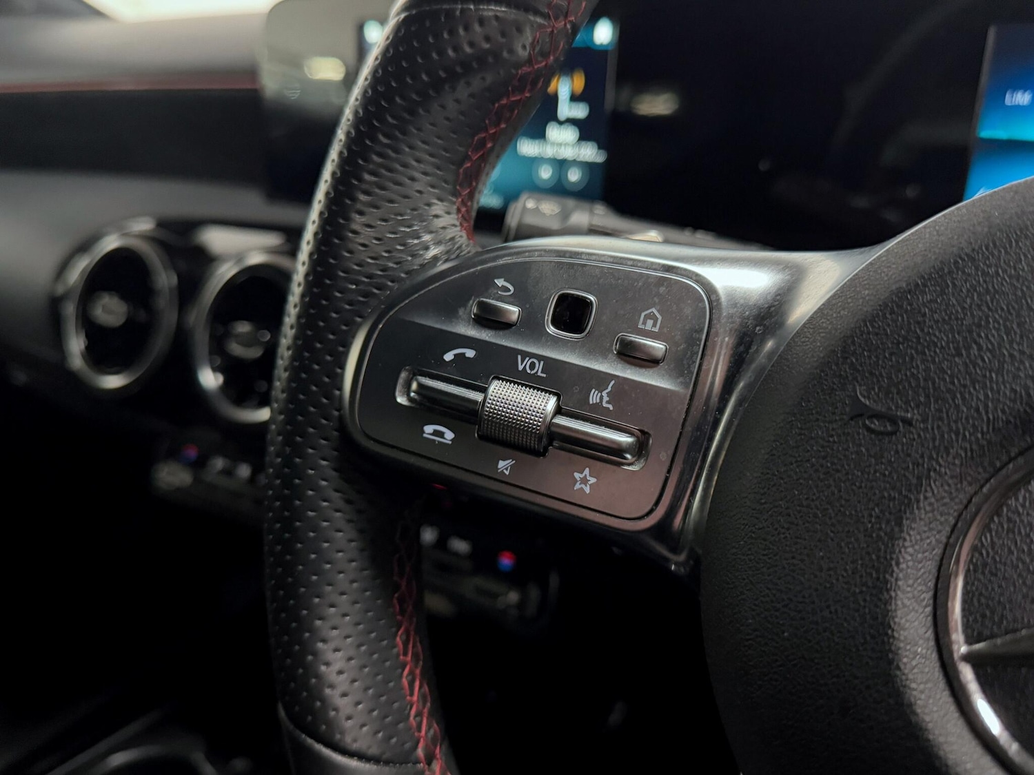 Used Mercedes-Benz A-Class 2021 for sale - 76388358: Photo 32