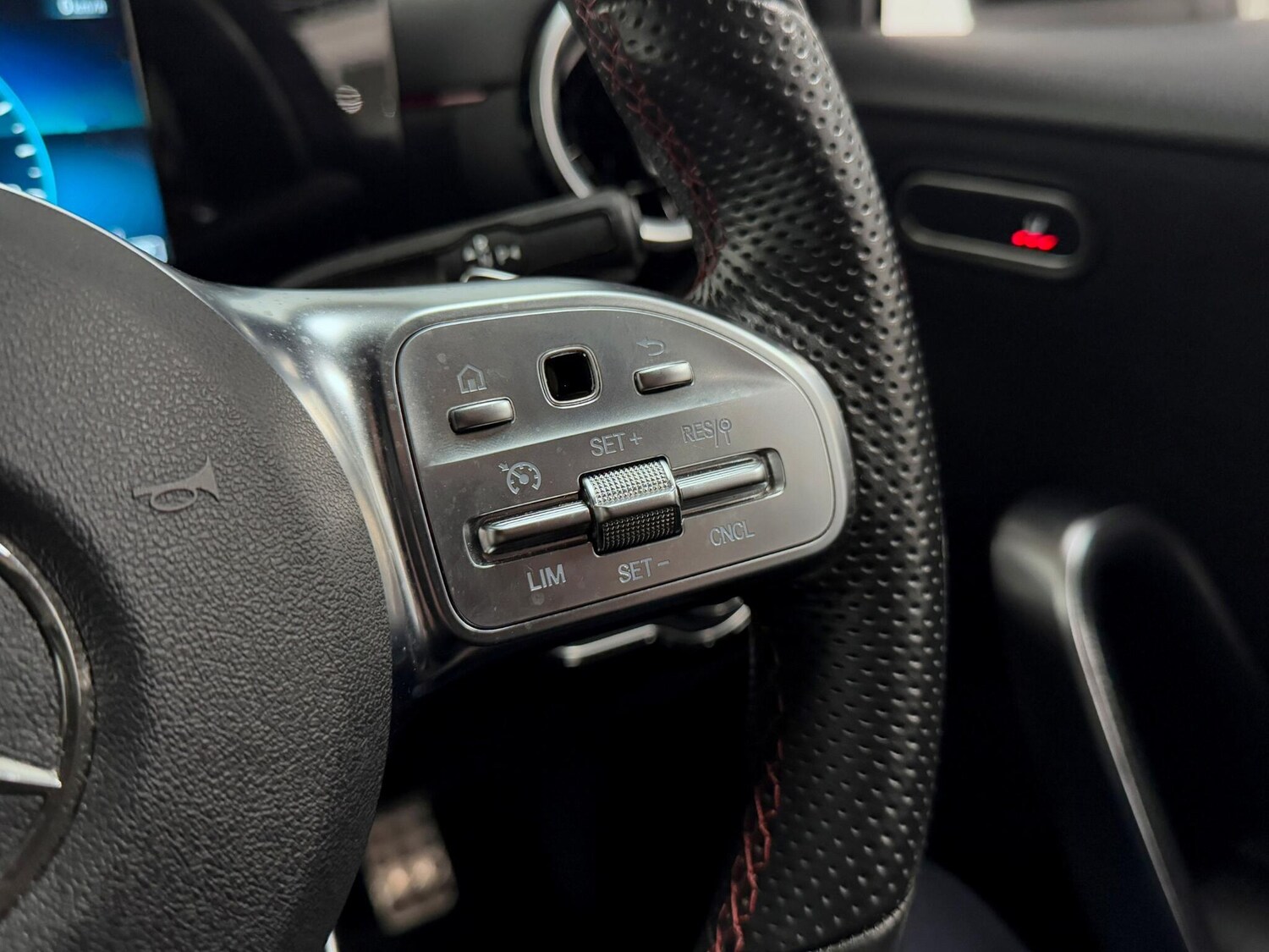 Used Mercedes-Benz A-Class 2021 for sale - 76388358: Photo 34