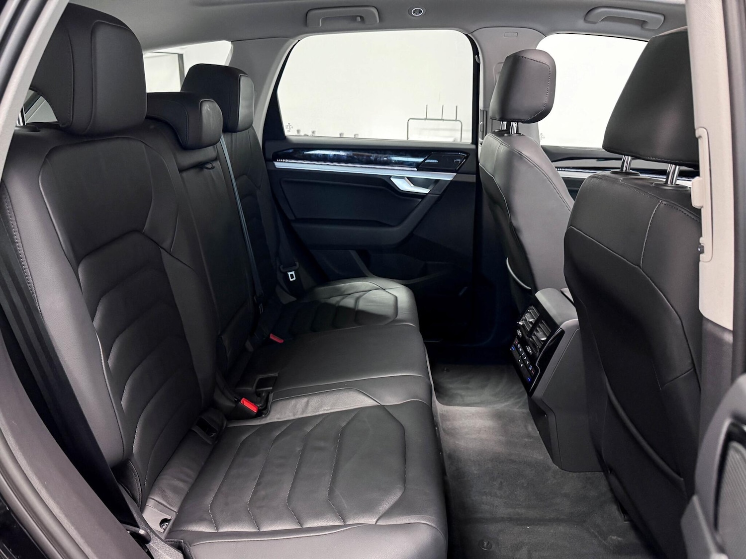 Used Volkswagen Touareg 2023 for sale - 78156716: Photo 22