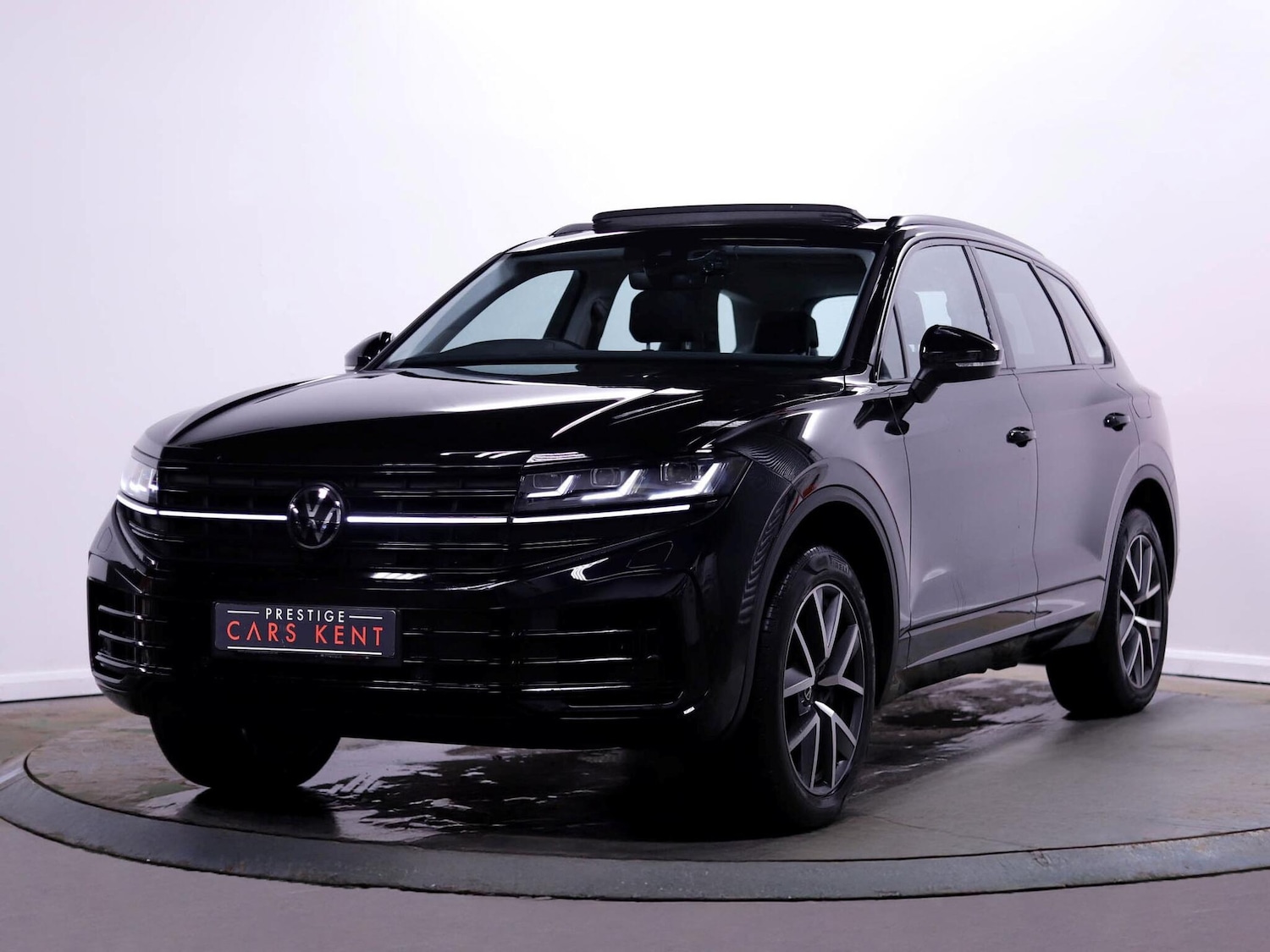 Used Volkswagen Touareg 2023 for sale - 78156716: Photo 6