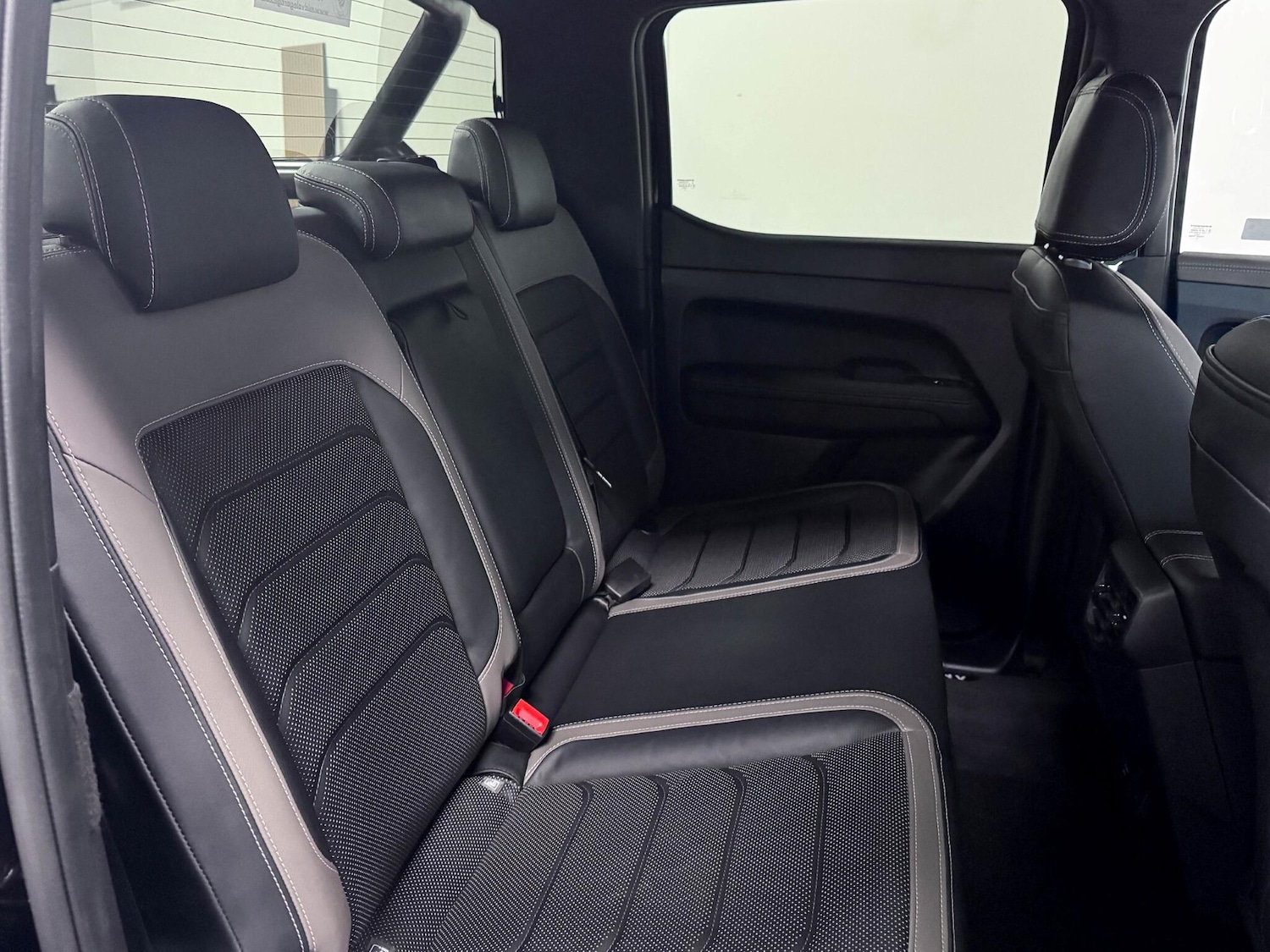 Used Volkswagen Amarok 2023 for sale - 76865520: Photo 24