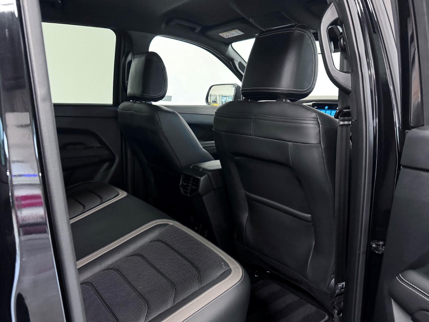 Used Volkswagen Amarok 2023 for sale - 76865520: Photo 26