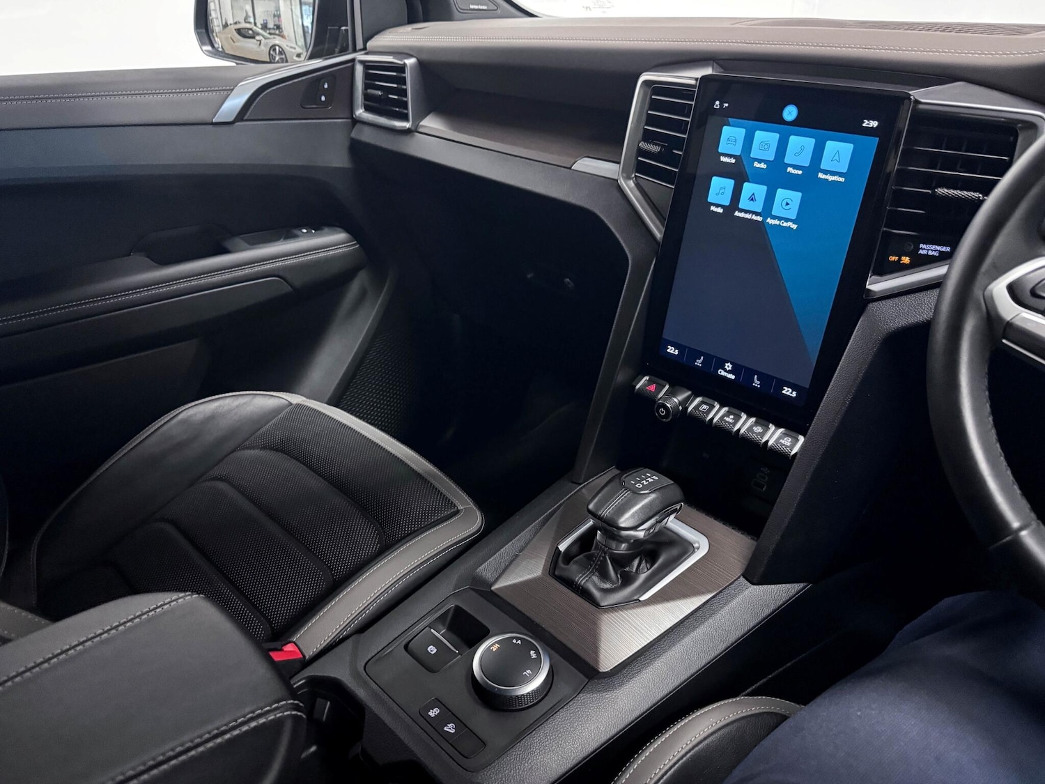 Used Volkswagen Amarok 2023 for sale - 76865520: Photo 28