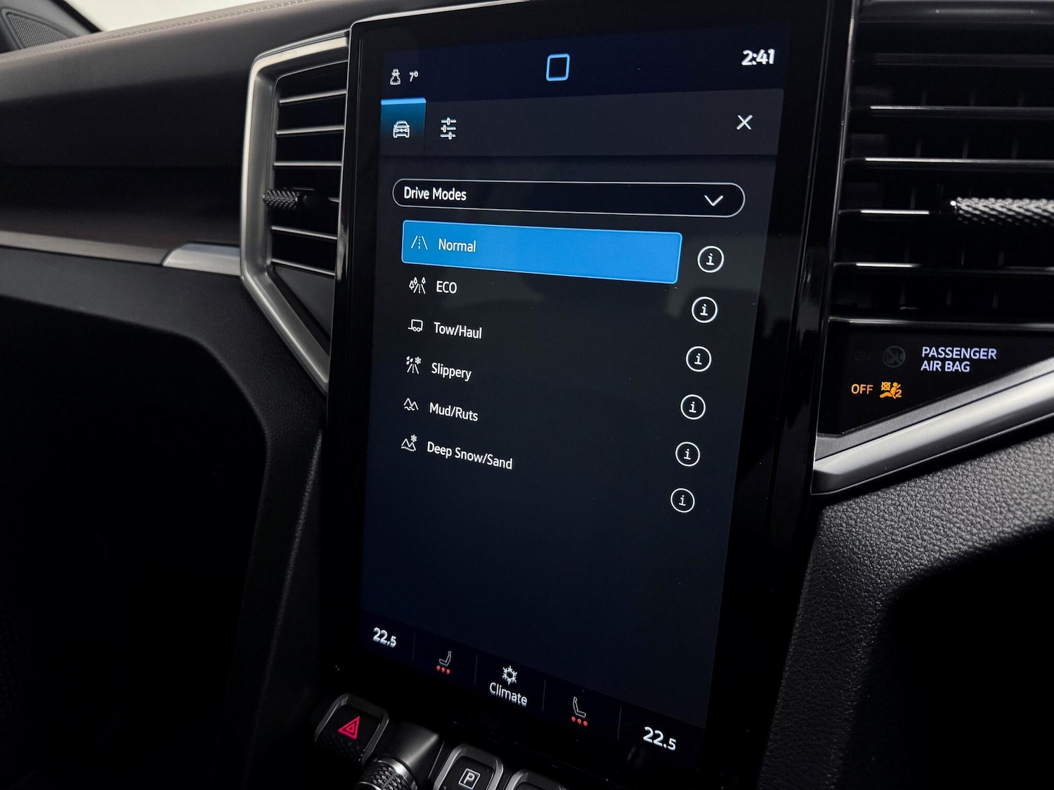 Used Volkswagen Amarok 2023 for sale - 76865520: Photo 48