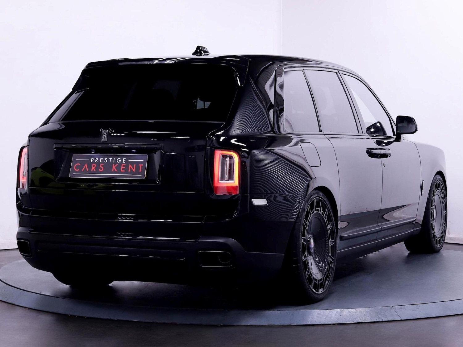 Used Rolls-Royce Cullinan for sale - 76201137: Photo 11
