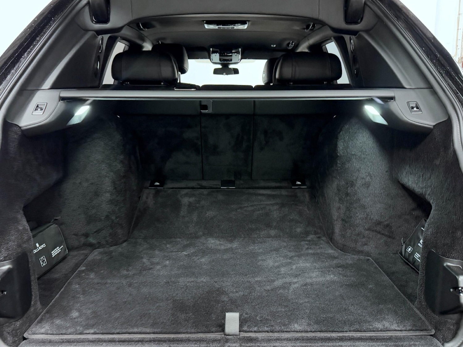 Used Rolls-Royce Cullinan for sale - 76201137: Photo 18