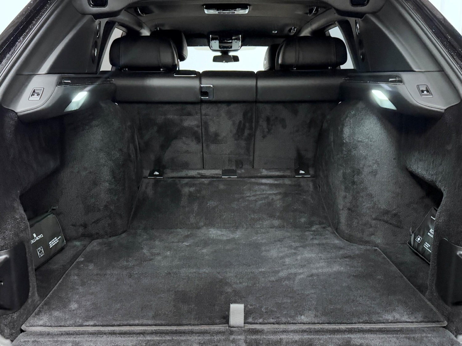 Used Rolls-Royce Cullinan for sale - 76201137: Photo 19