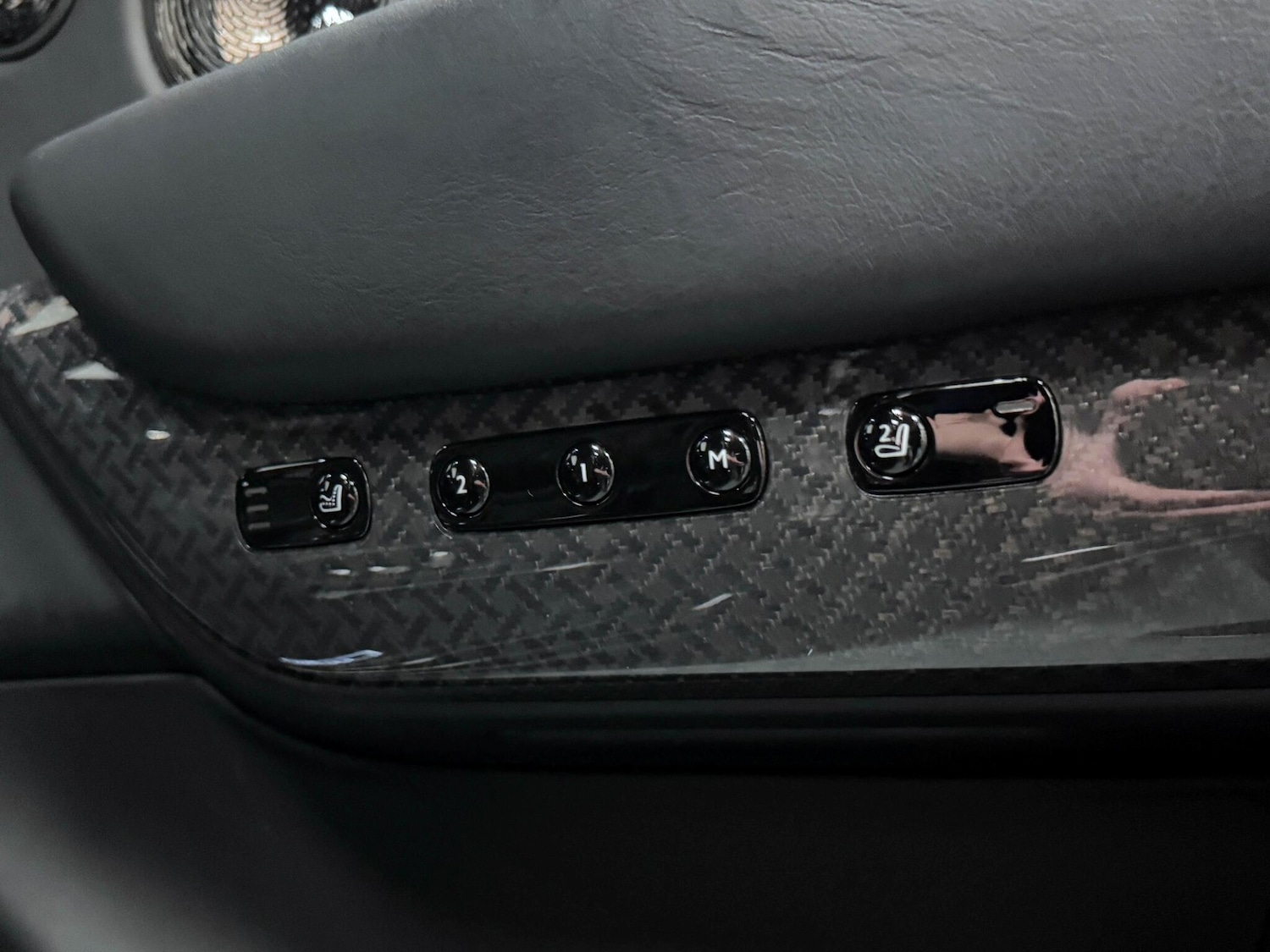 Used Rolls-Royce Cullinan for sale - 76201137: Photo 23