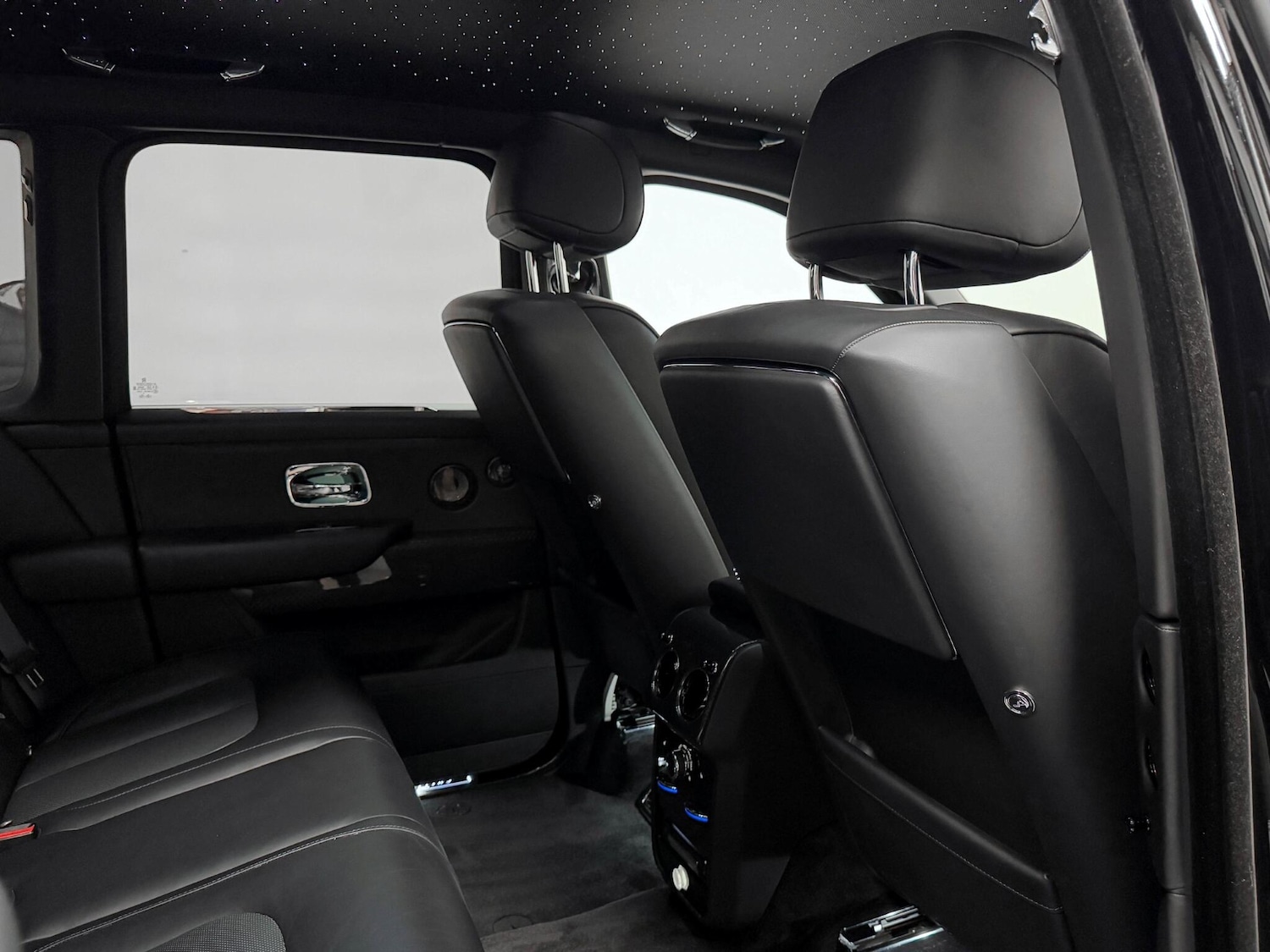 Used Rolls-Royce Cullinan for sale - 76201137: Photo 40