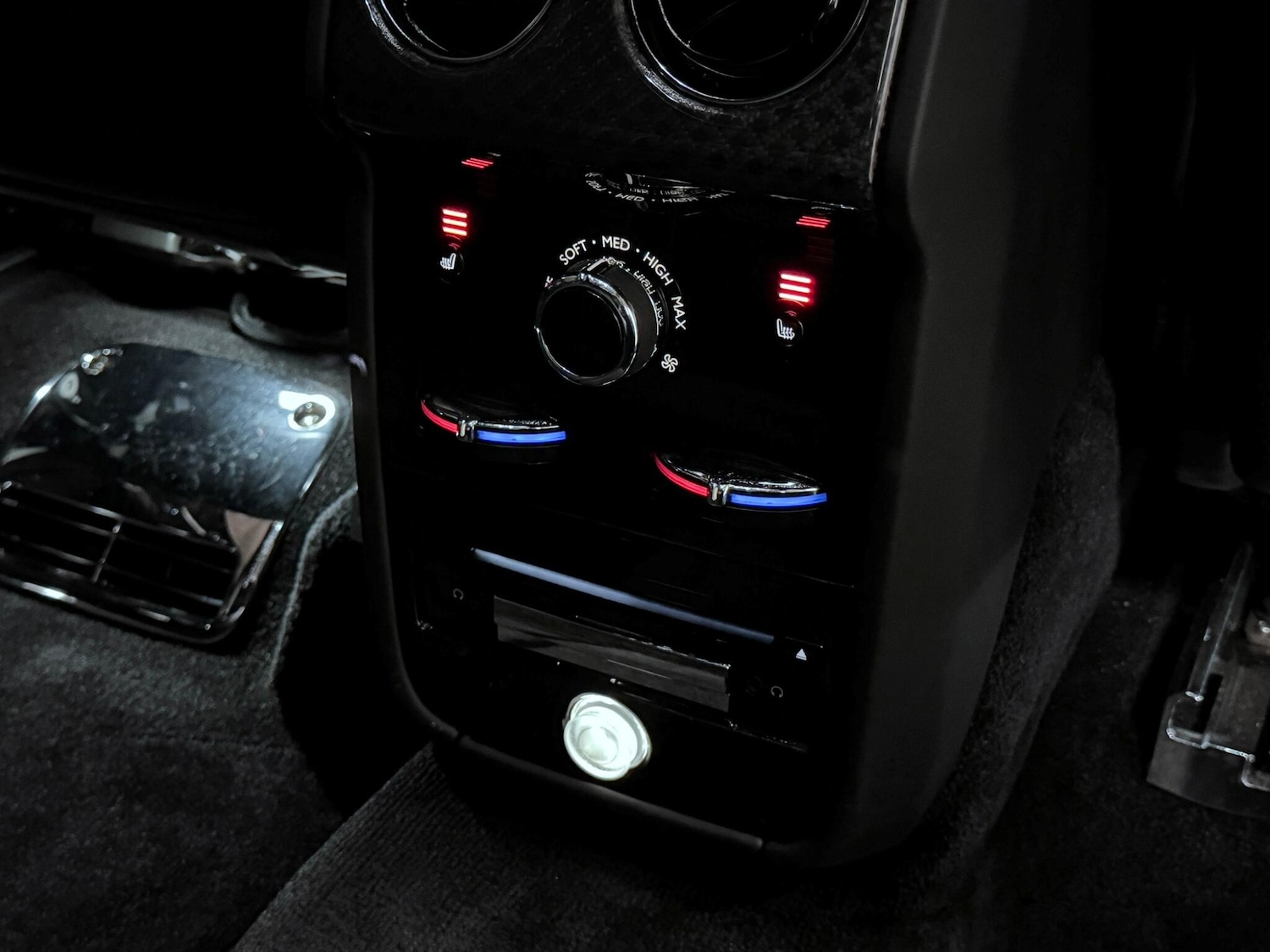 Used Rolls-Royce Cullinan for sale - 76201137: Photo 43