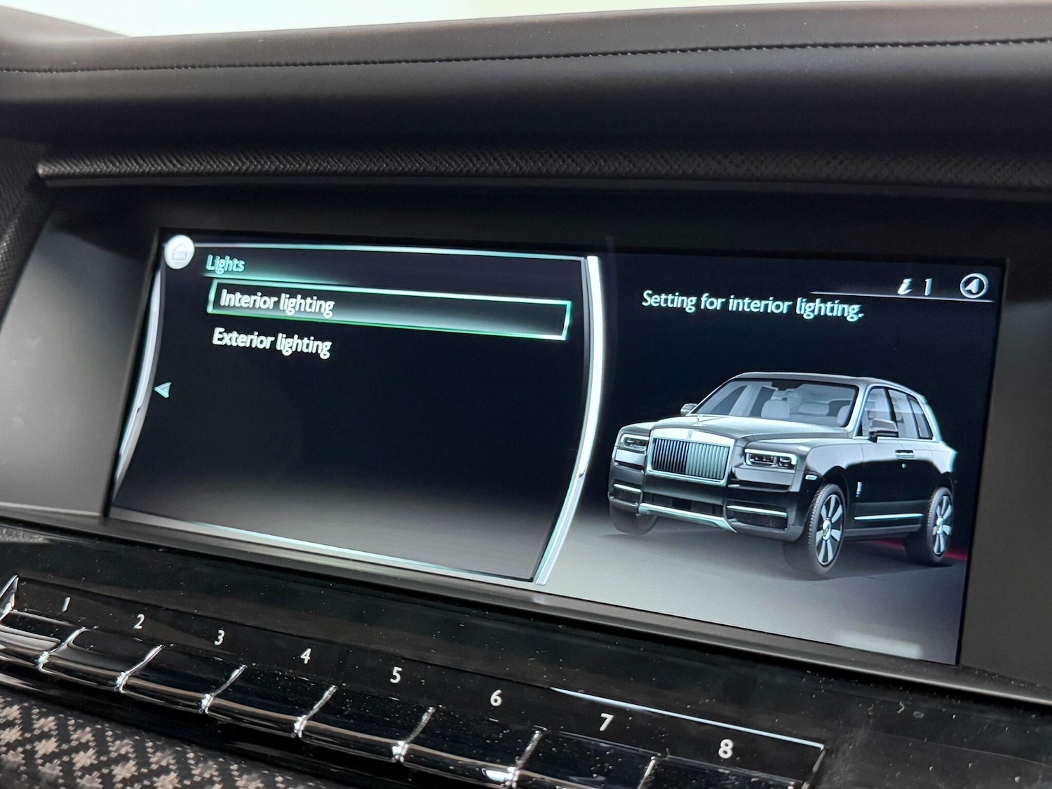 Used Rolls-Royce Cullinan for sale - 76201137: Photo 64