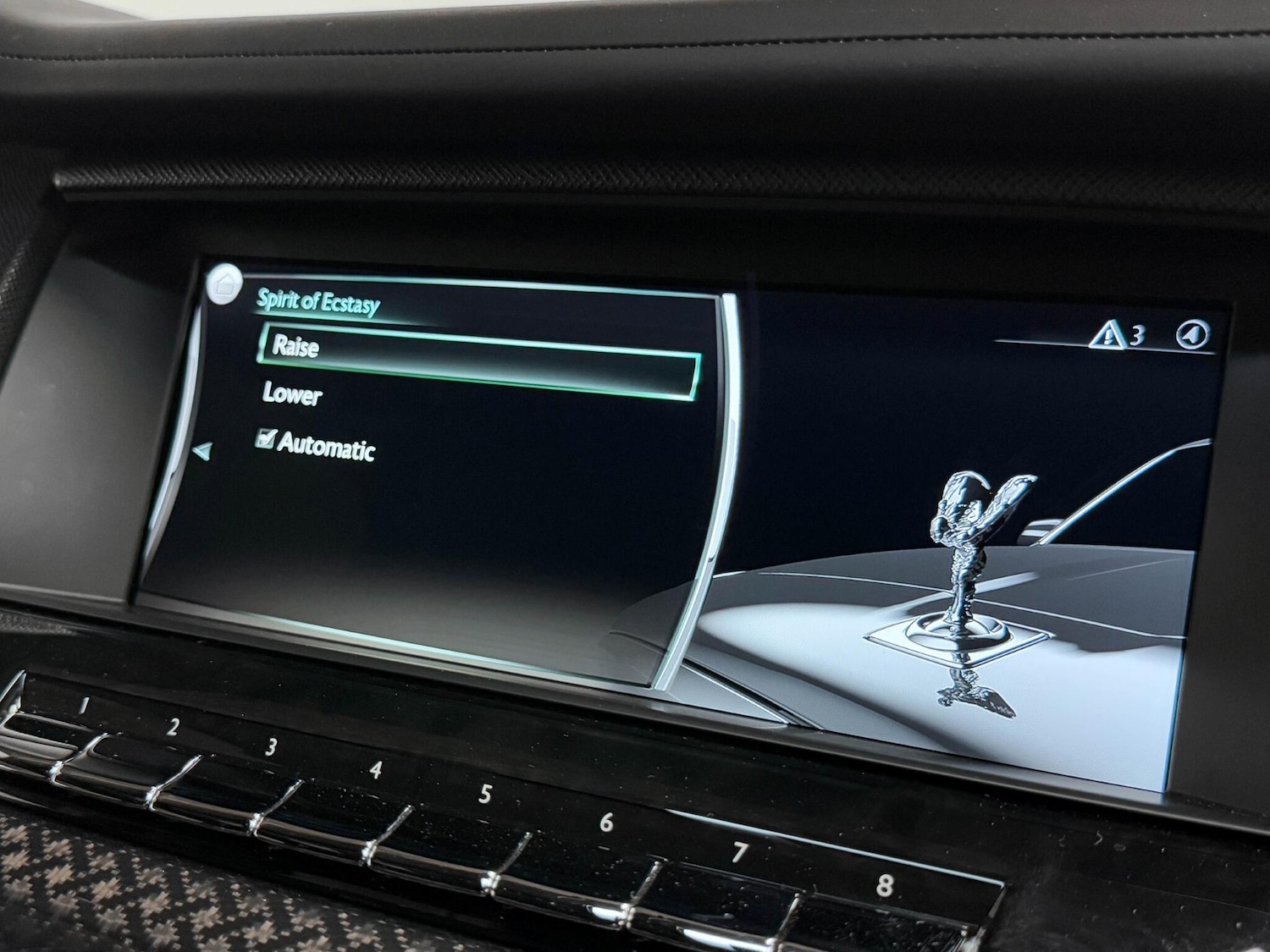 Used Rolls-Royce Cullinan for sale - 76201137: Photo 75