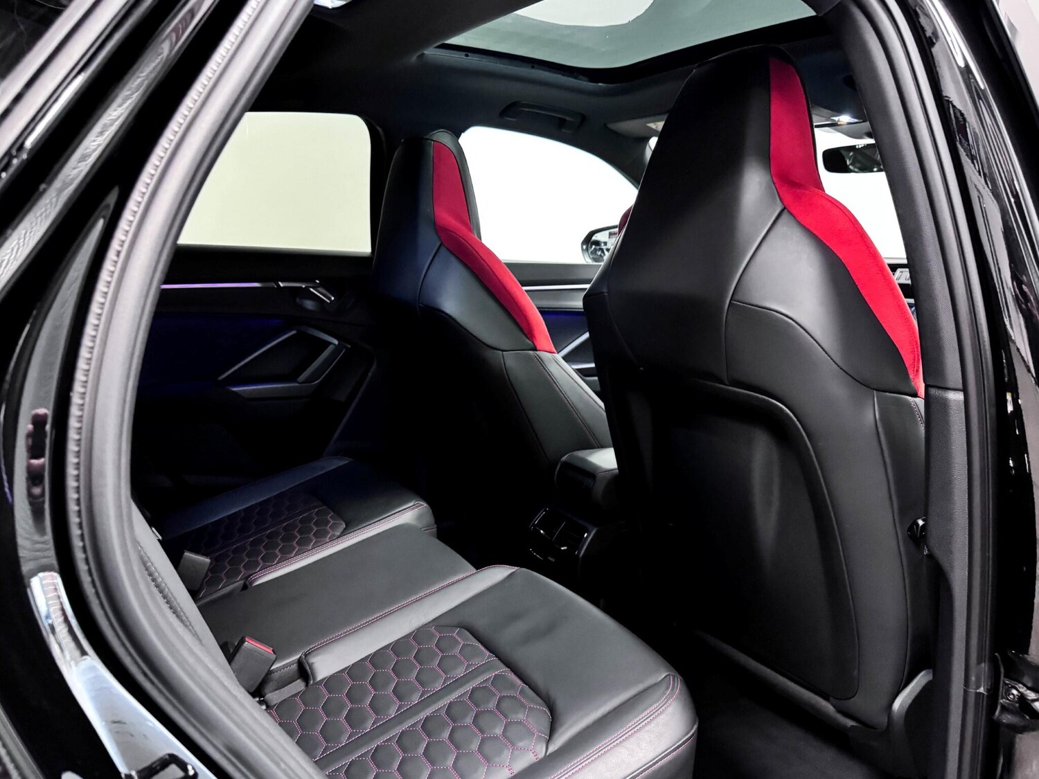 Used Audi RS Q3 for sale - 78115339: Photo 26