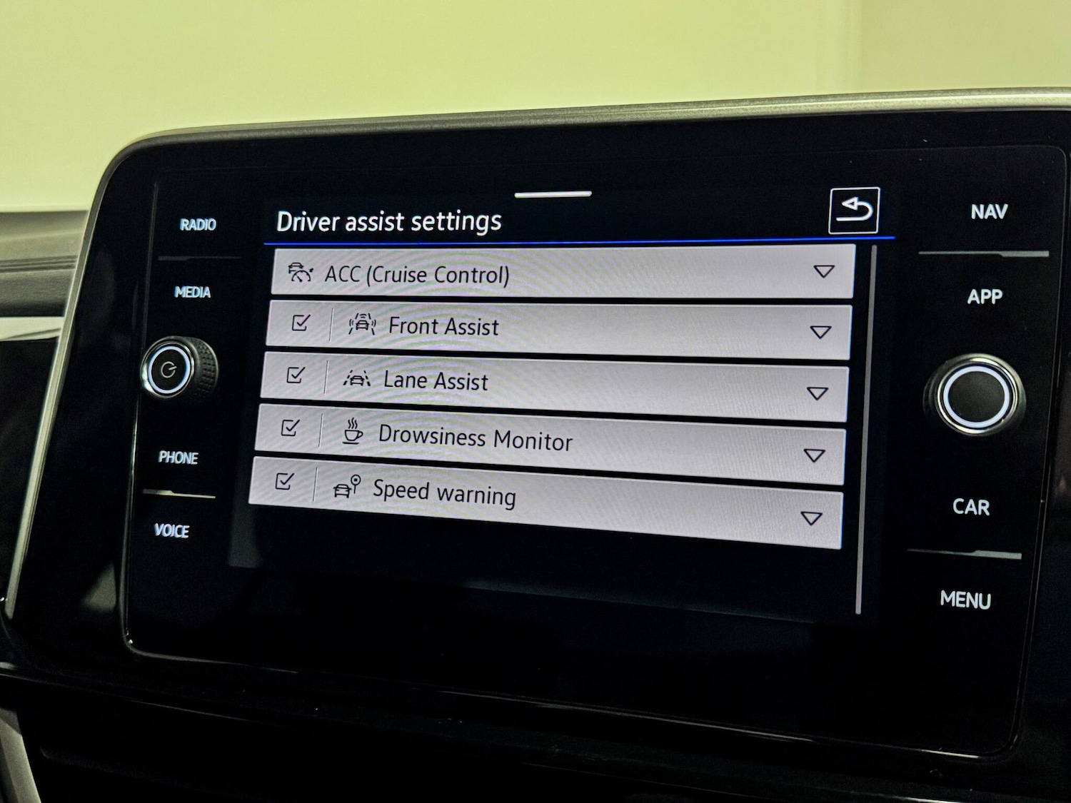 Used Volkswagen T-Roc 2024 for sale - 77510326: Photo 38