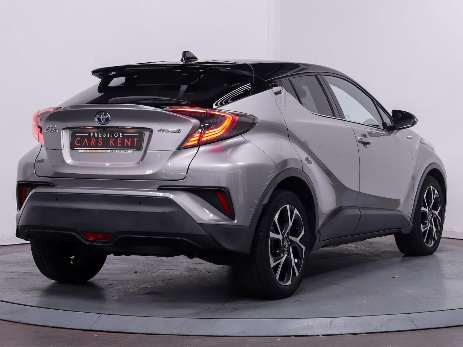 Used Toyota C-HR 2017 for sale - 75990505: Photo 9