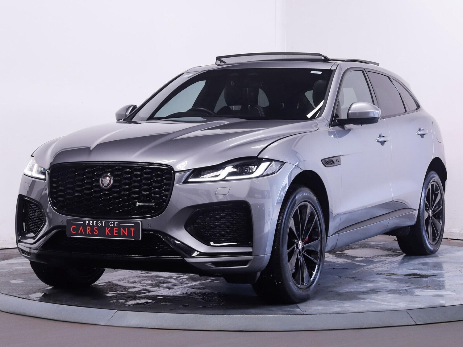 Used Jaguar F-Pace 2022 for sale - 76824122: Photo 6