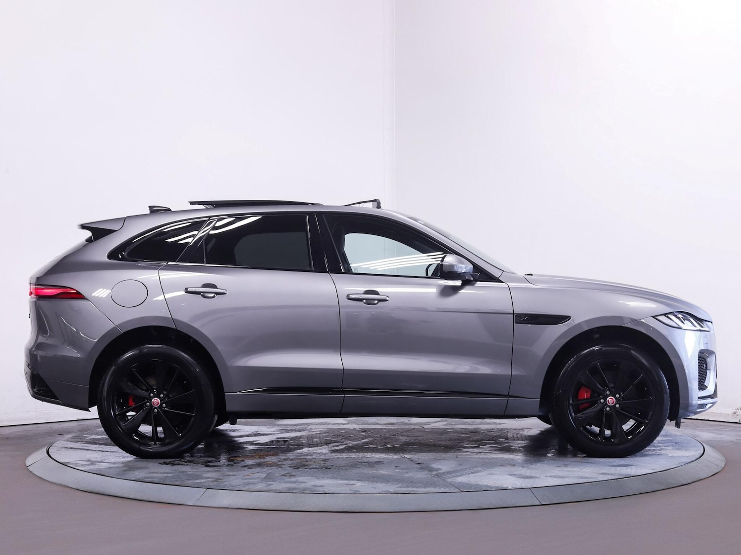 Used Jaguar F-Pace 2022 for sale - 76824122: Photo 8