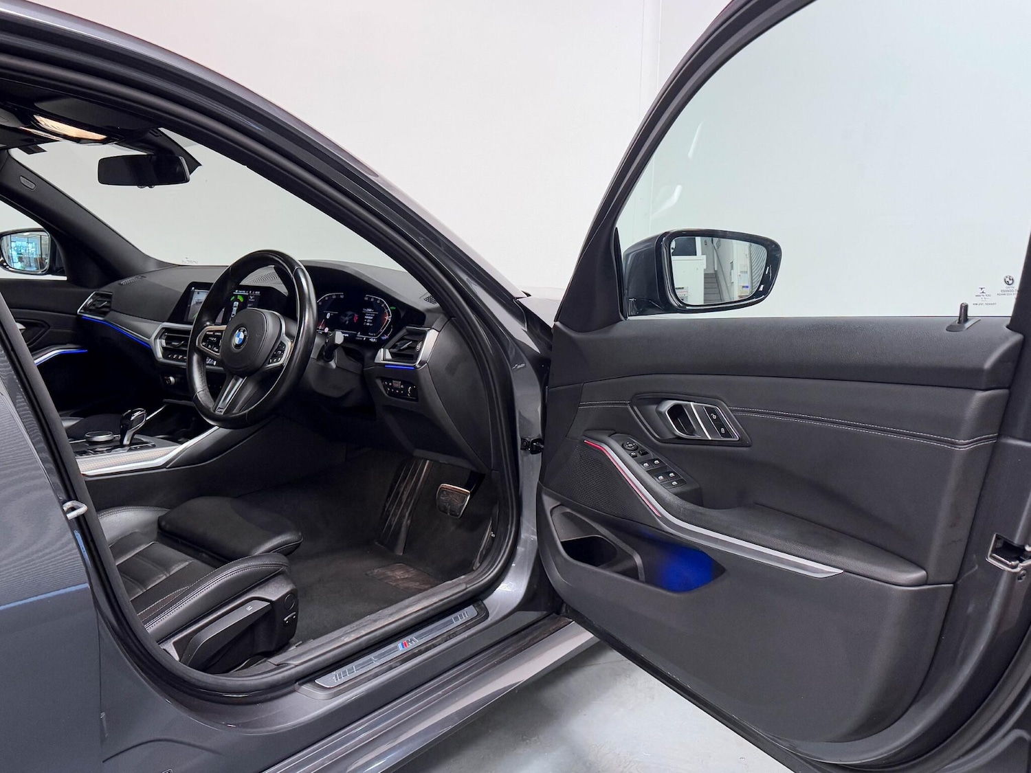 Used BMW 3 Series 2021 for sale - 76060444: Photo 12