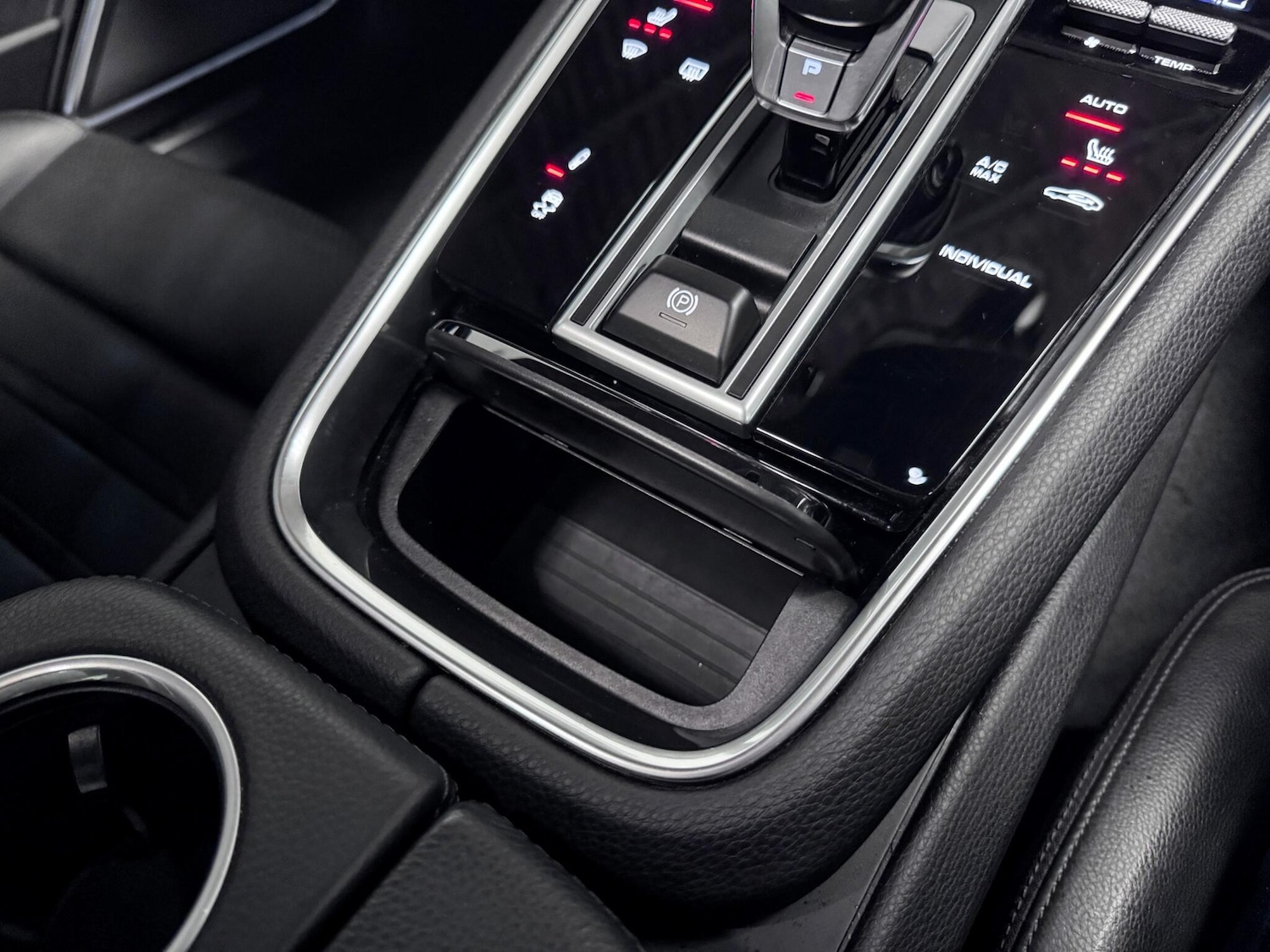 Used Porsche Panamera 2019 for sale - 76839426: Photo 37