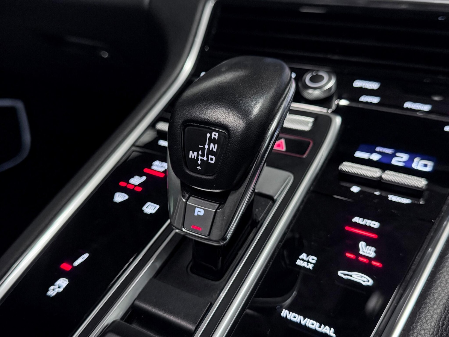 Used Porsche Panamera 2019 for sale - 76839426: Photo 39