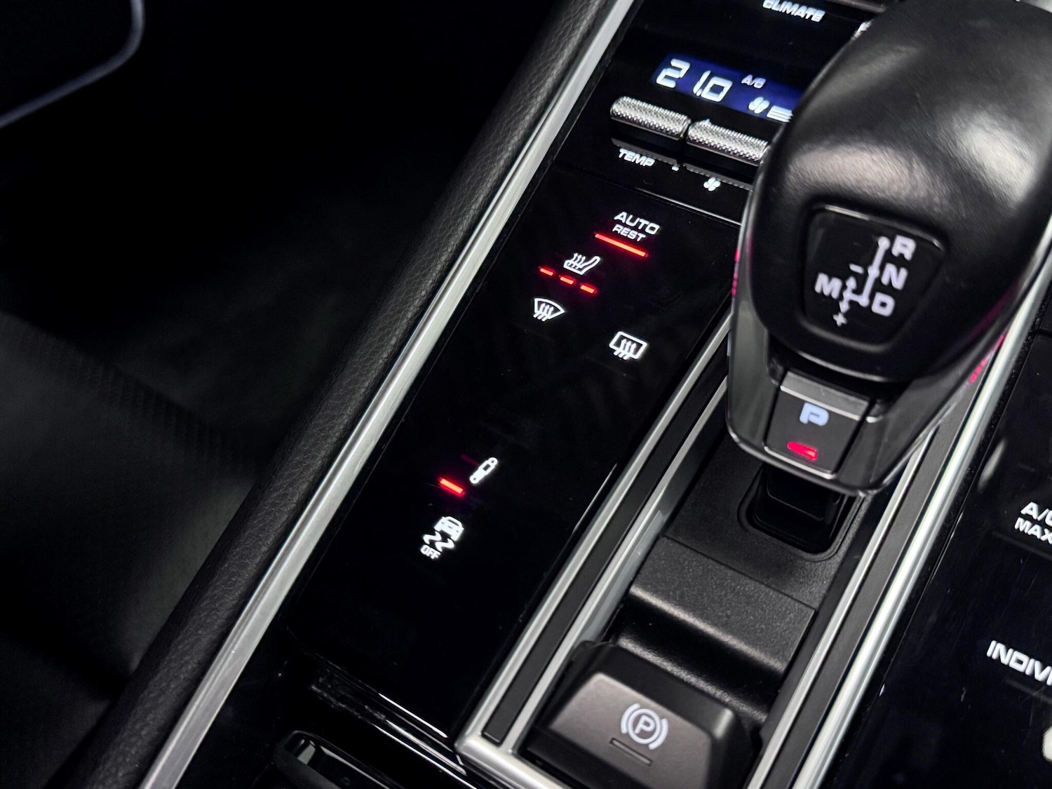 Used Porsche Panamera 2019 for sale - 76839426: Photo 40