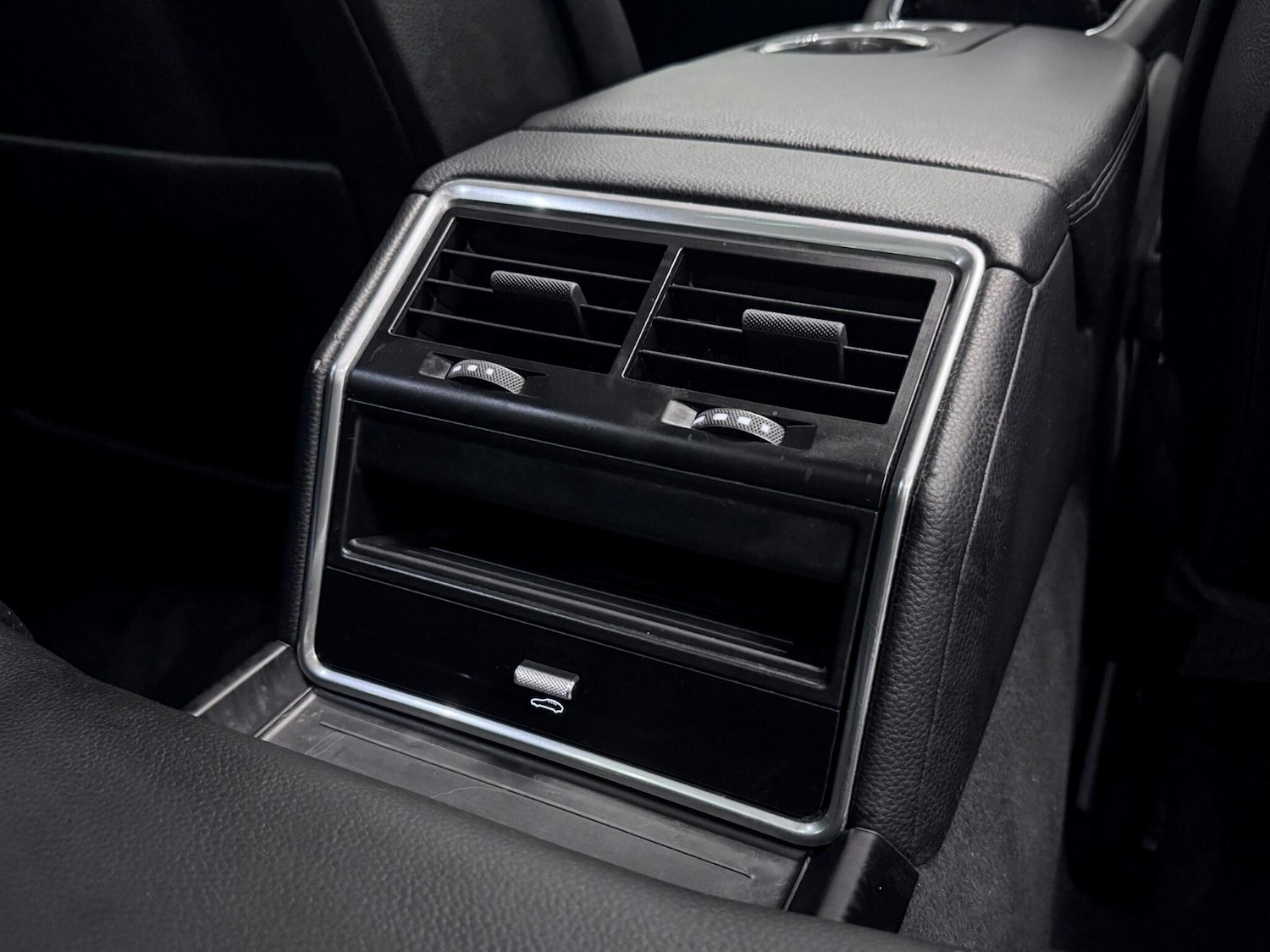 Used Porsche Panamera 2019 for sale - 76839426: Photo 46