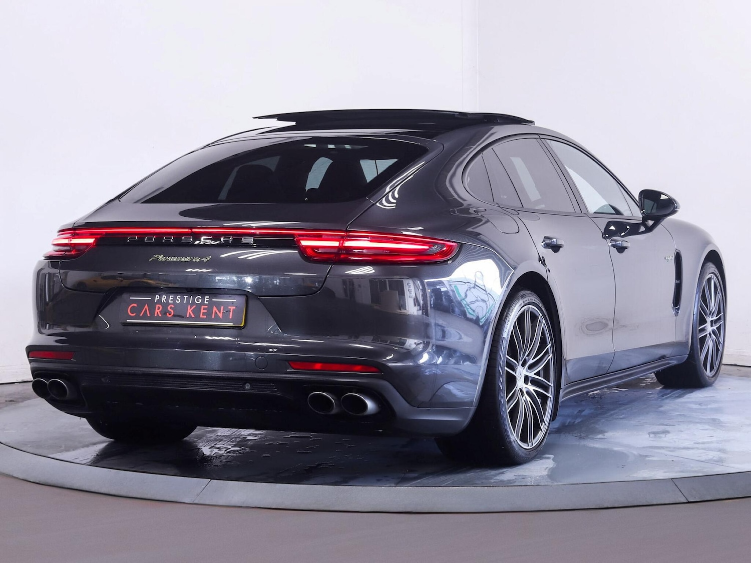 Used Porsche Panamera 2019 for sale - 76839426: Photo 9