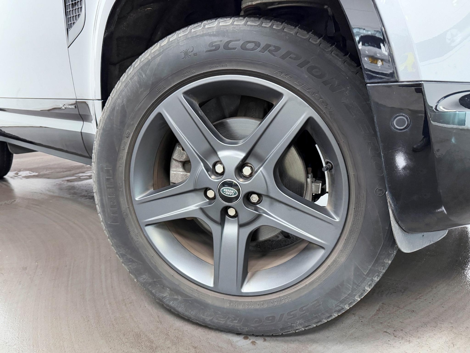 Used Land Rover Defender 90 2021 for sale - 74596161: Photo 13