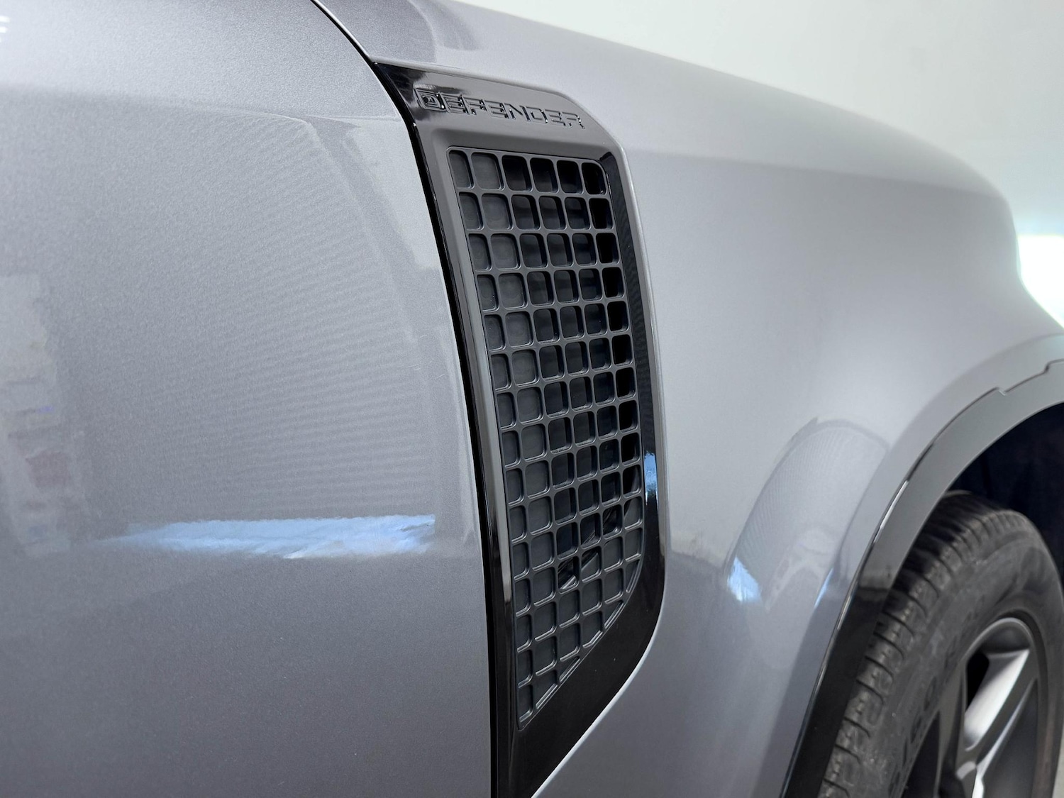 Used Land Rover Defender 90 2021 for sale - 74596161: Photo 23