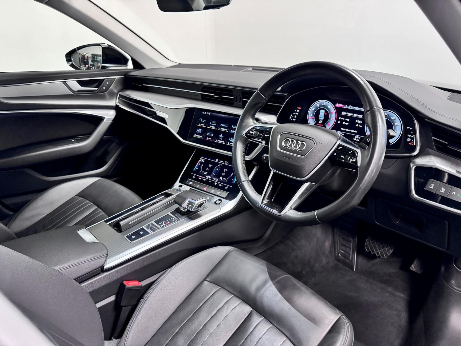 Used Audi A6 Saloon 2022 for sale - 77410942: Photo 17