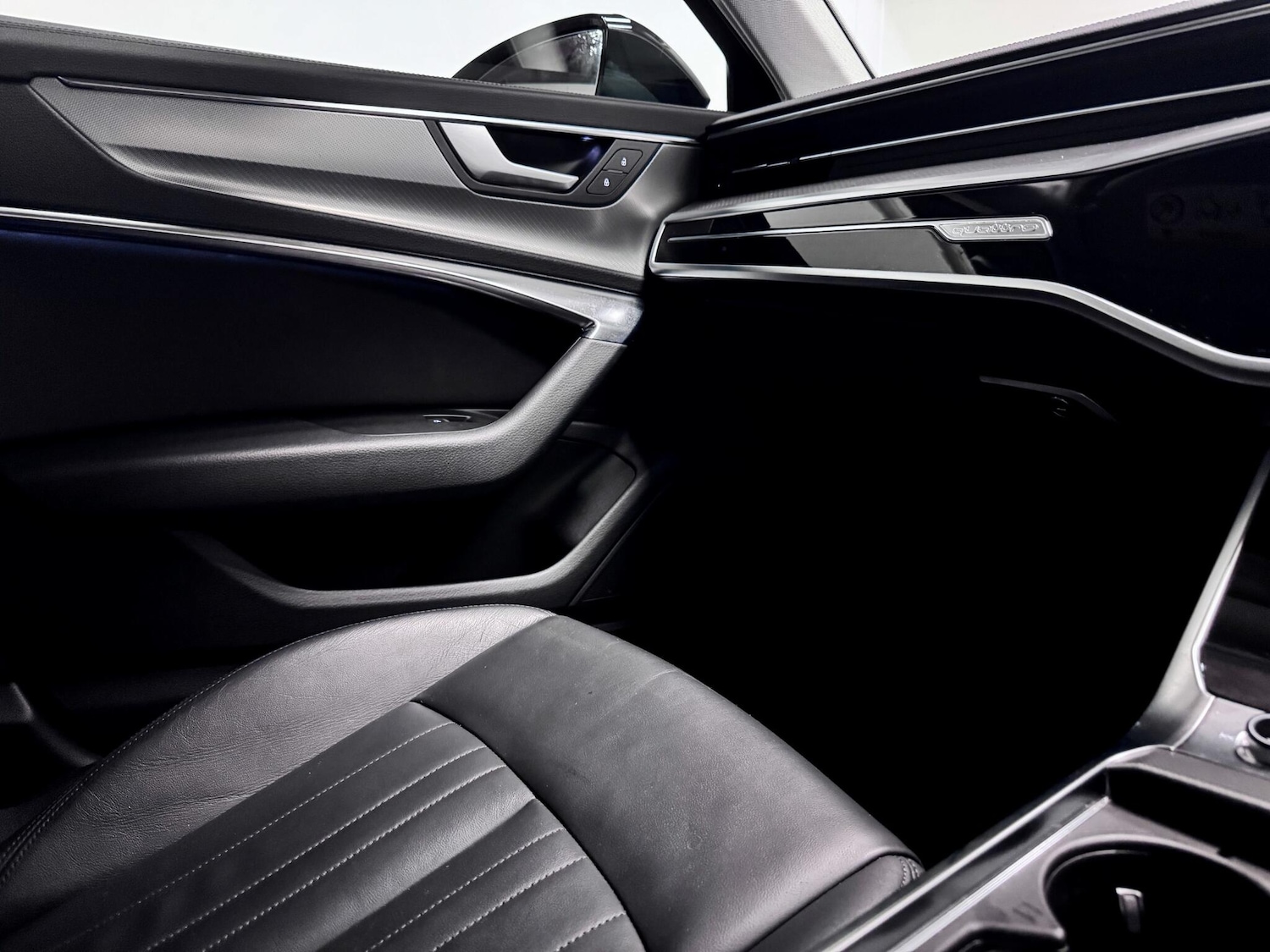 Used Audi A6 Saloon 2022 for sale - 77410942: Photo 24