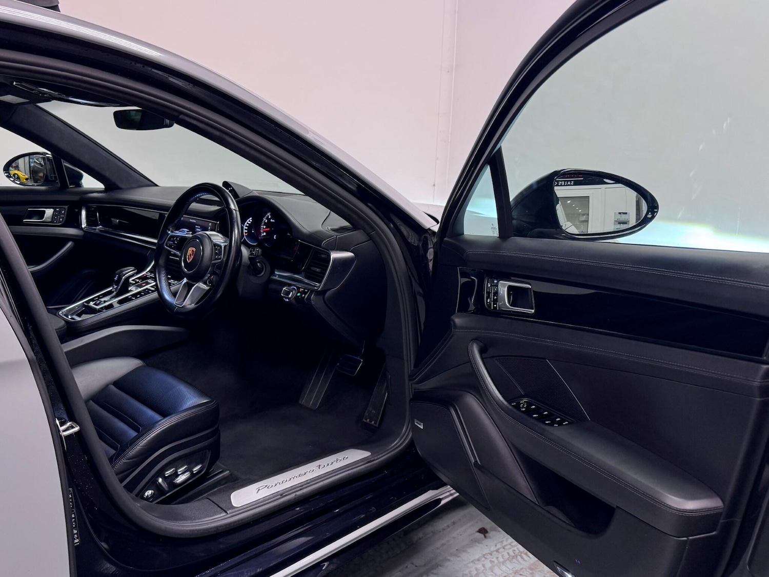 Used Porsche Panamera 2019 for sale - 76585006: Photo 17