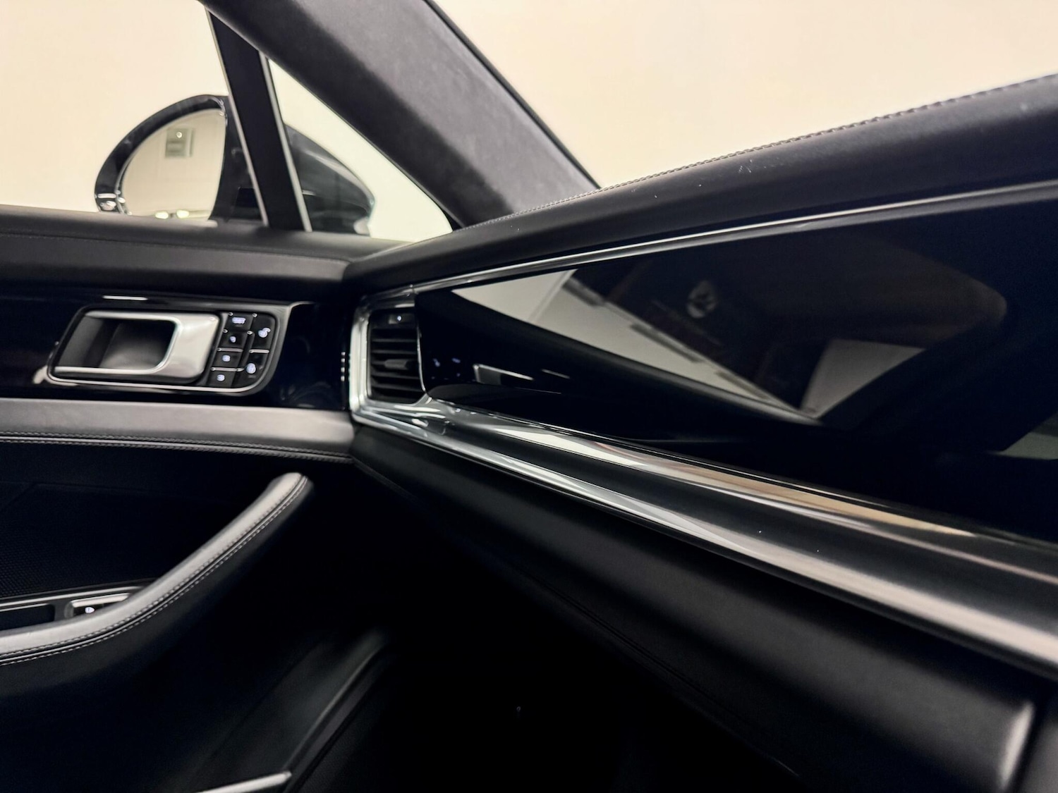 Used Porsche Panamera 2019 for sale - 76585006: Photo 33