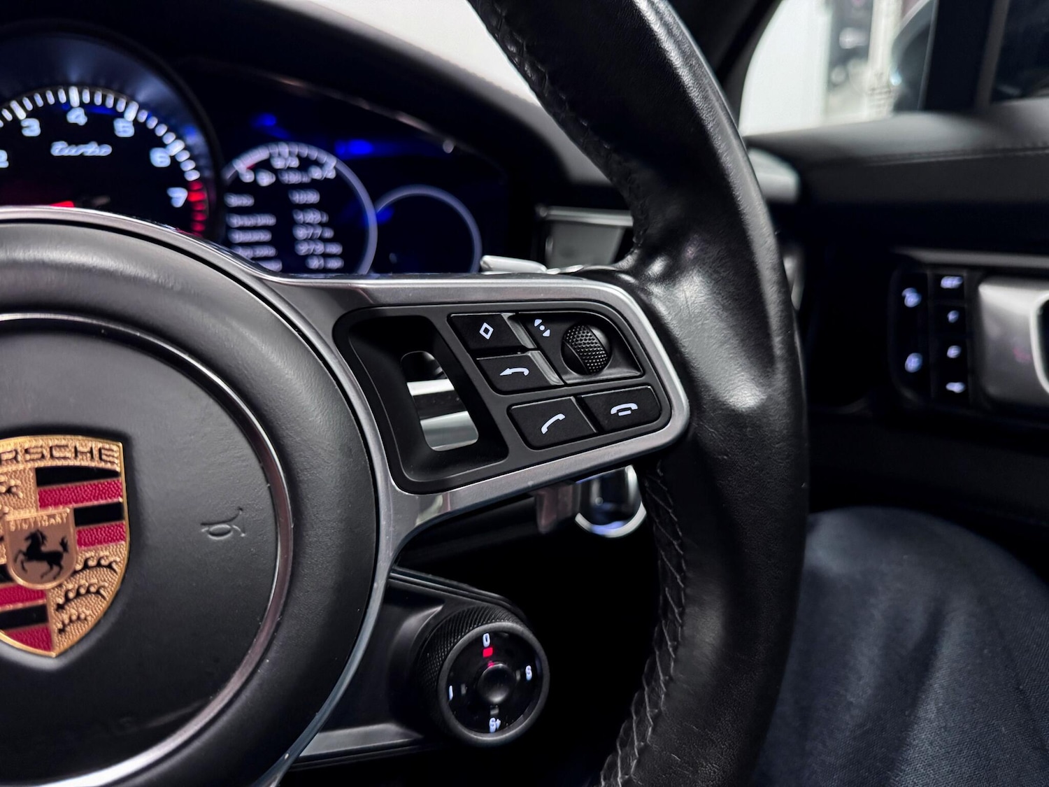 Used Porsche Panamera 2019 for sale - 76585006: Photo 46