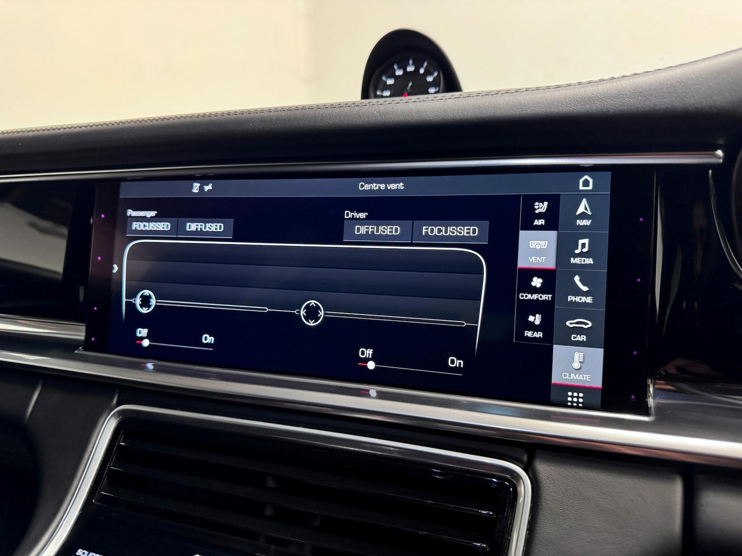 Used Porsche Panamera 2019 for sale - 76585006: Photo 63