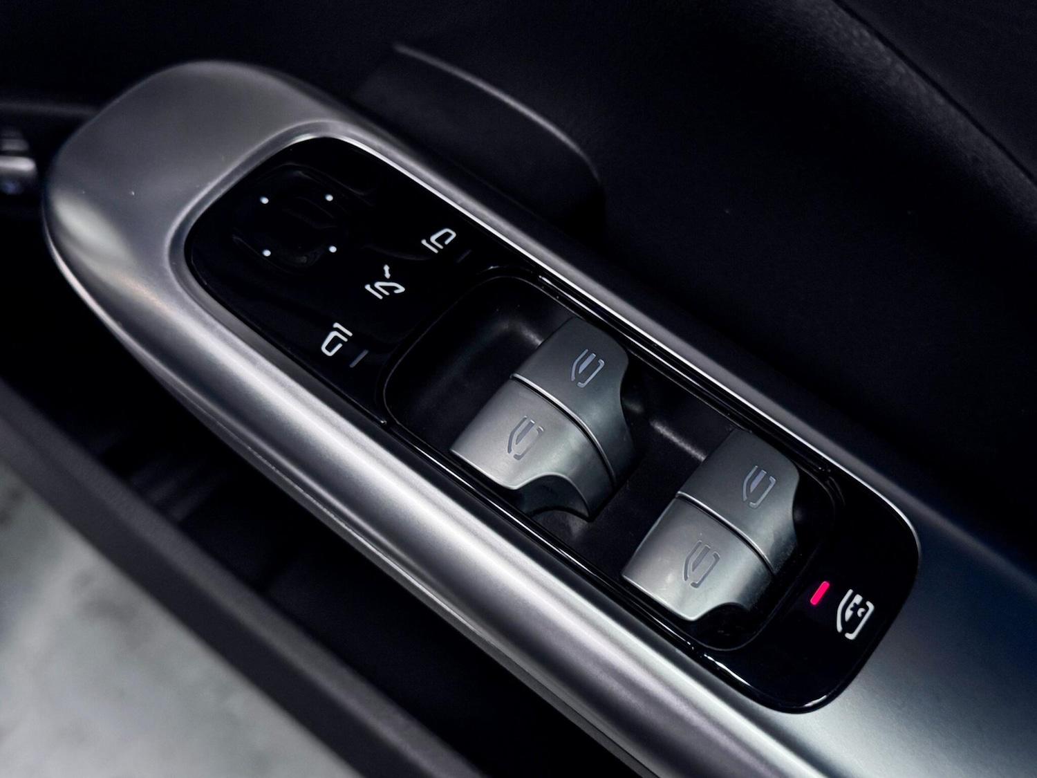 Used Mercedes-Benz C Class 2023 for sale - 77108991: Photo 17