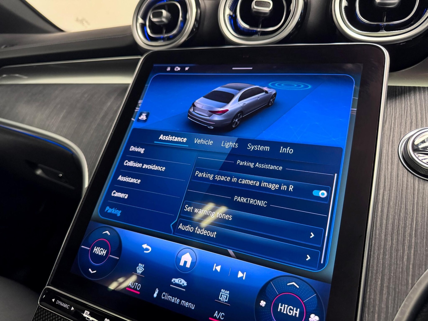 Used Mercedes-Benz C Class 2023 for sale - 77108991: Photo 54