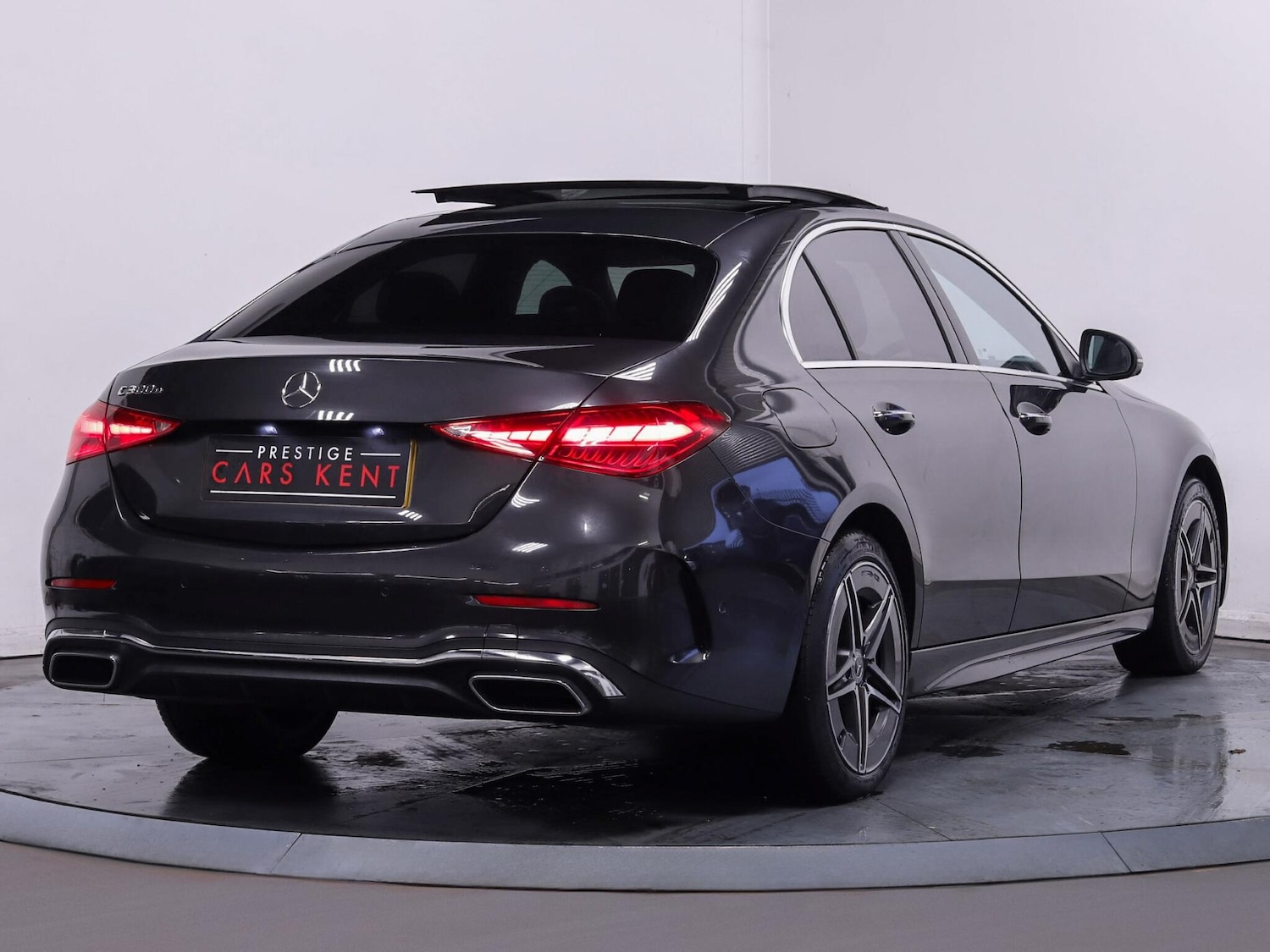 Used Mercedes-Benz C Class 2023 for sale - 77108991: Photo 9