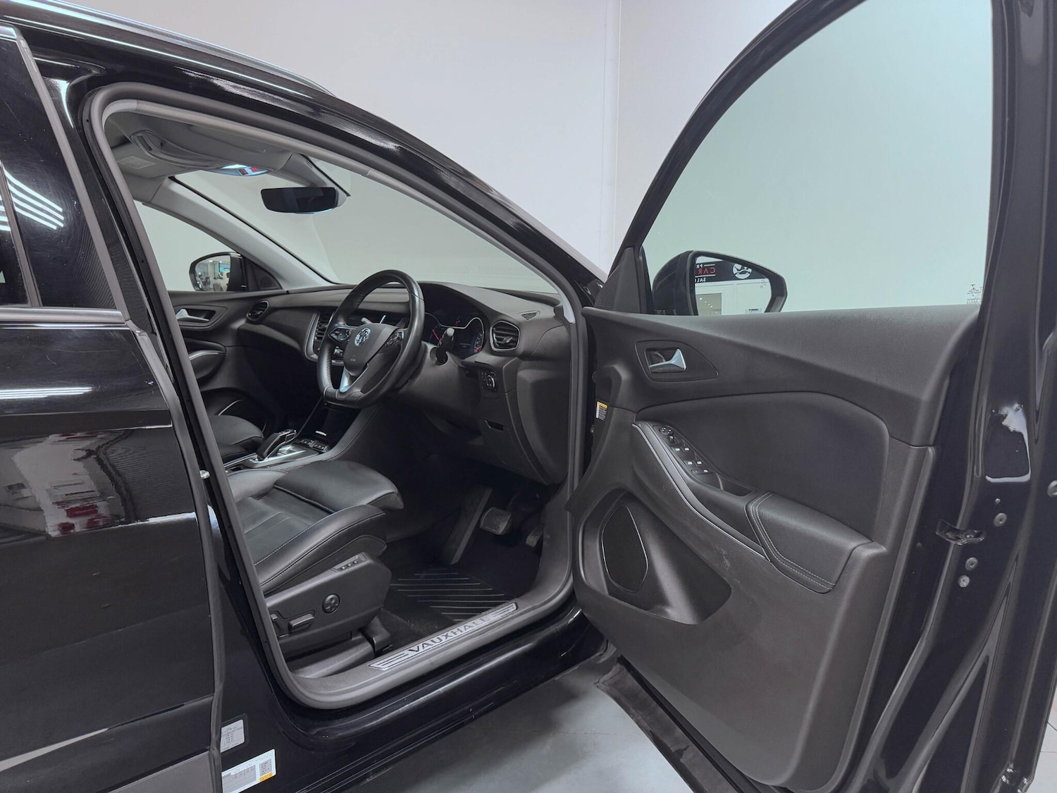 Used Vauxhall Grandland X 2020 for sale - 76042560: Photo 14