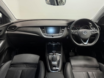 Used Vauxhall Grandland X 2020 for sale - 76042560: Photo 2