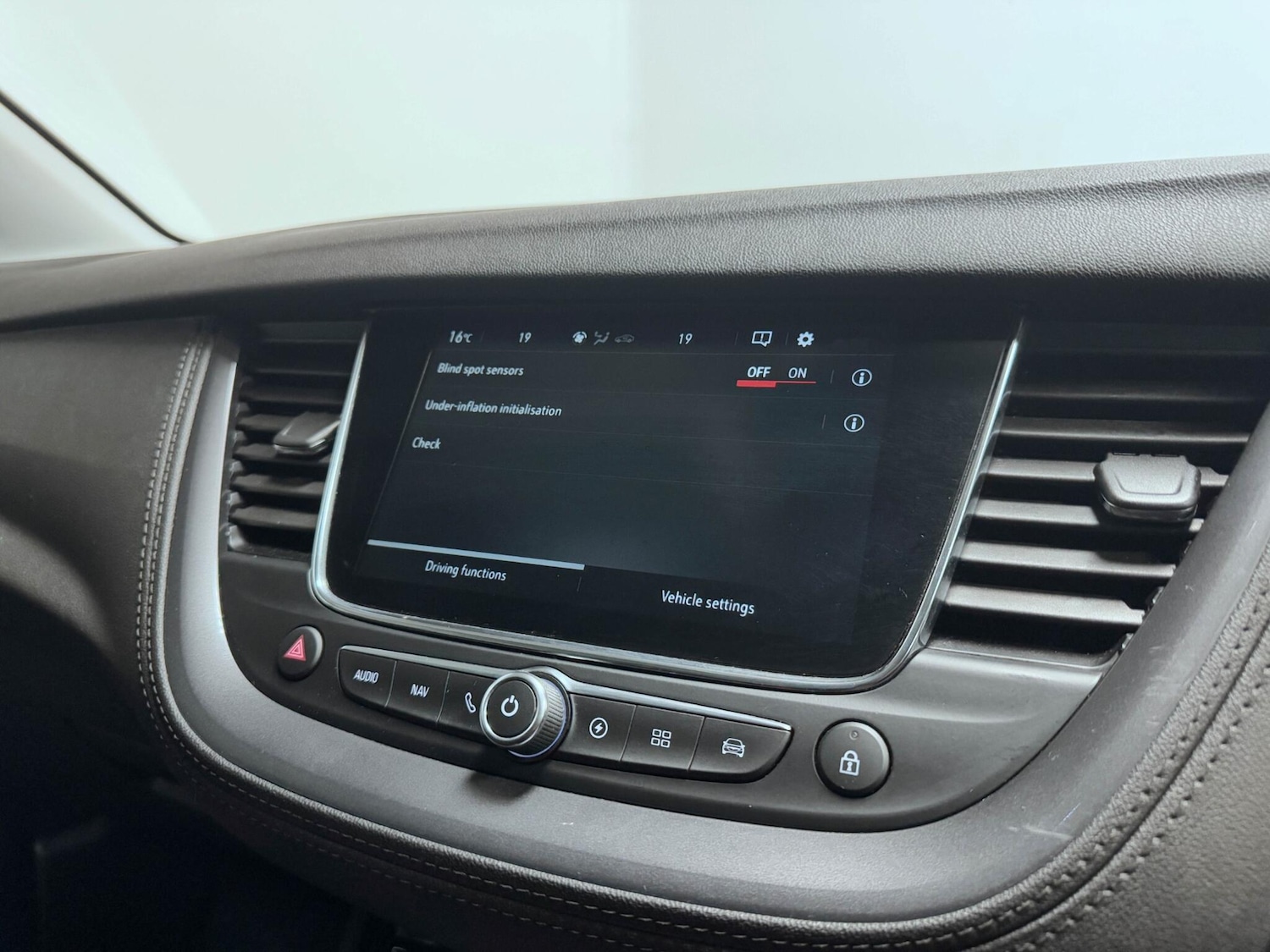 Used Vauxhall Grandland X 2020 for sale - 76042560: Photo 52