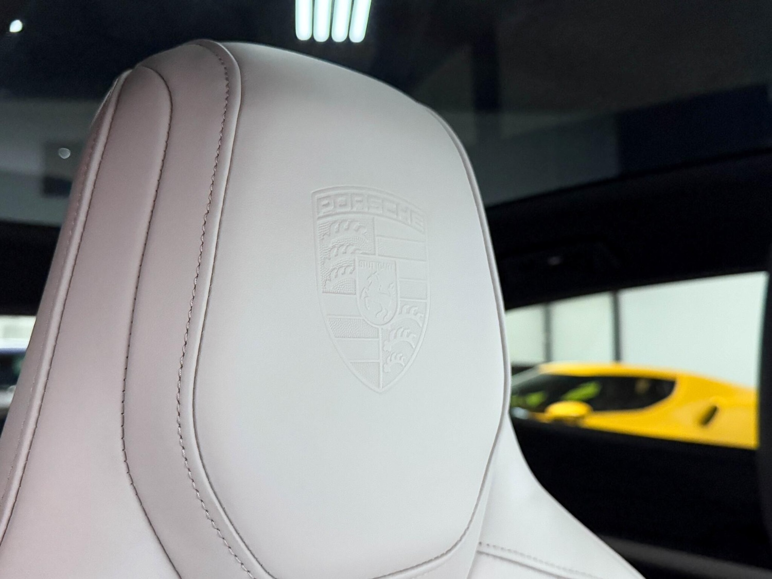 Used Porsche Taycan 2021 for sale - 76666833: Photo 24