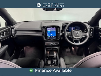 Used Volvo XC40 2025 for sale - 78573513: Photo
